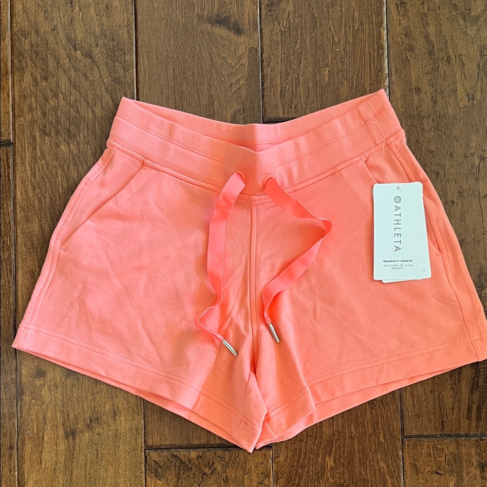 Athleta balance short NWT